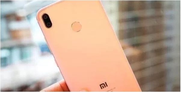 Le Xiaomi Mi 6X est apparue dans un magasin en Chine