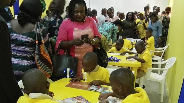 La fondation MTN CI offre 5 bibliothèques scolaire réhabilitées et aménagées