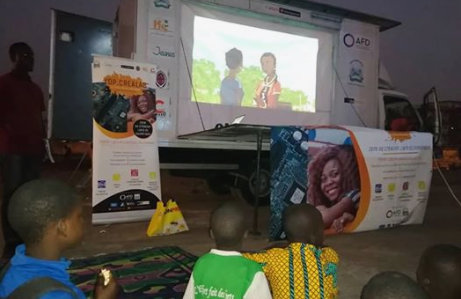 YopCrealab retour sur la tournée Fablab Mobile et la projection de film d'animation