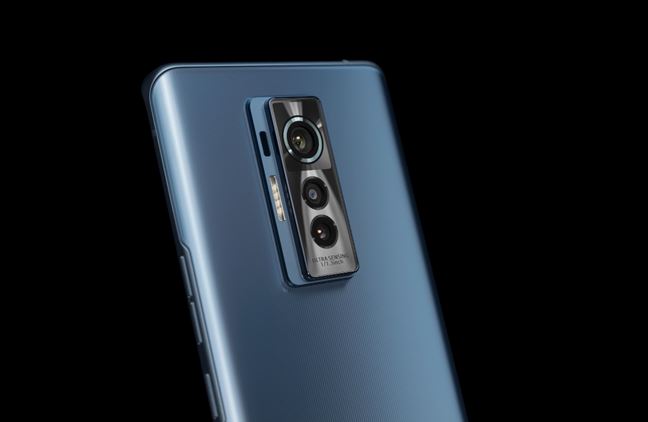 Tecno Phantom X et Phantom 9 comparaisons des spécifications techniques et Prix