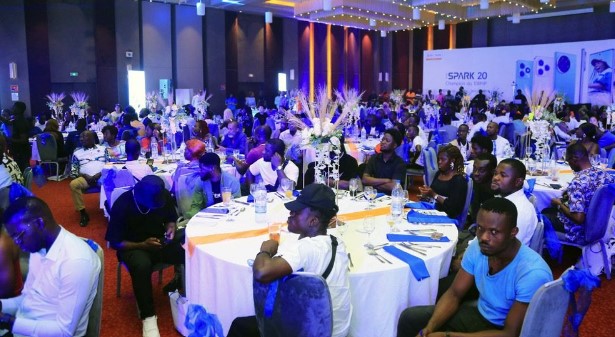 Lancement officiel de la série Tecno SPARK 20 à Abidjan spécification et prix